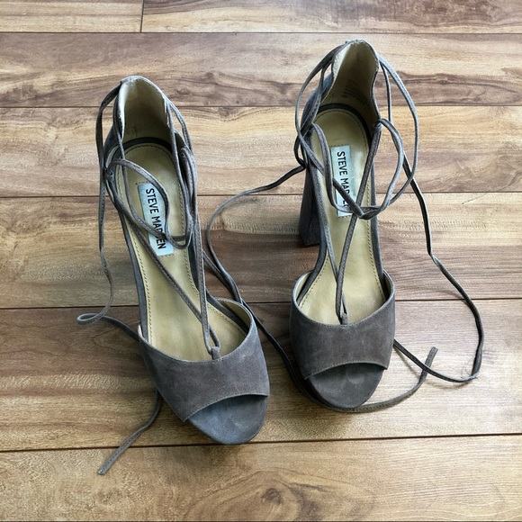 Steve Madden Suede Leather Heel - Picture 4 of 5